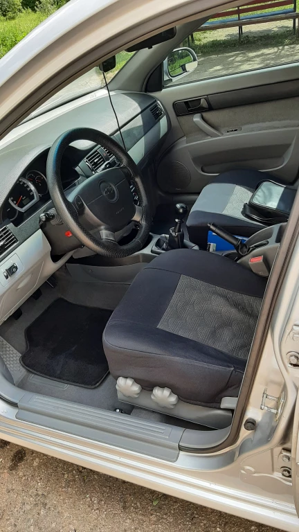 Продам CHEVROLET Lacetti - SE-1.6. 2011, газ/бензин,  пробег 136 тыс.