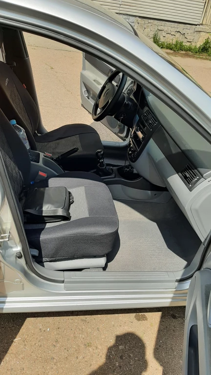 Продам CHEVROLET Lacetti - SE-1.6. 2011, газ/бензин,  пробег 136 тыс.