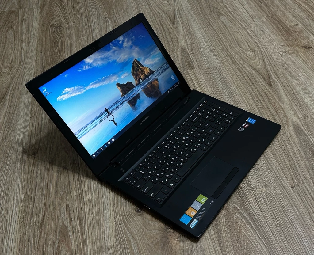 Ноутбук Lenovo в идеальном состоянии Core i5 4210U 8/128Гб