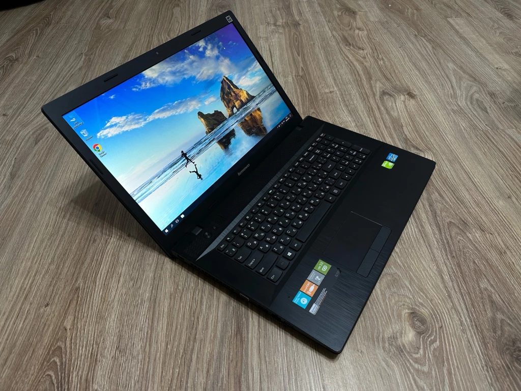 Ноутбук Lenovo экран 17 дюймов Intel Core i7 SSD 240gb GeForce GT 720m