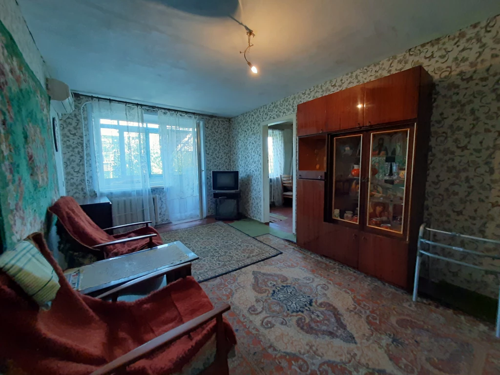 Продам 3х к.кв., ул.Кирова 20, 5/5.