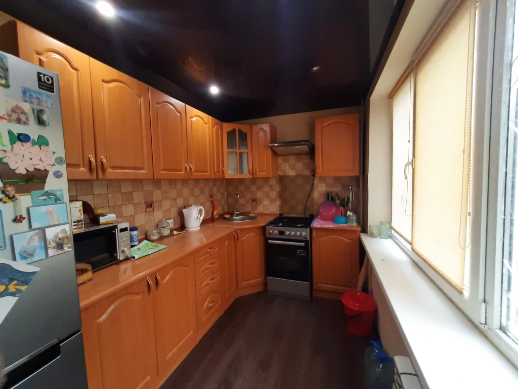 Продам 4х к.кв., ул.Болотникова 7, 2/5, ж/м Комсомолец.