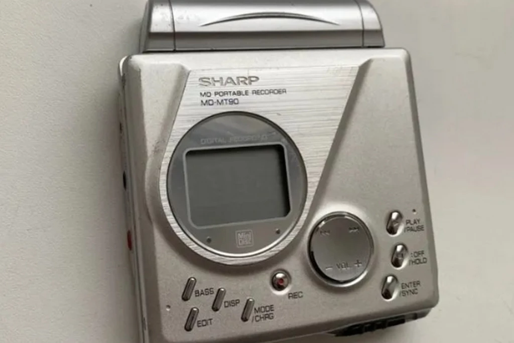 Портативный мини дисковый плеер SHARP MD MT 88.