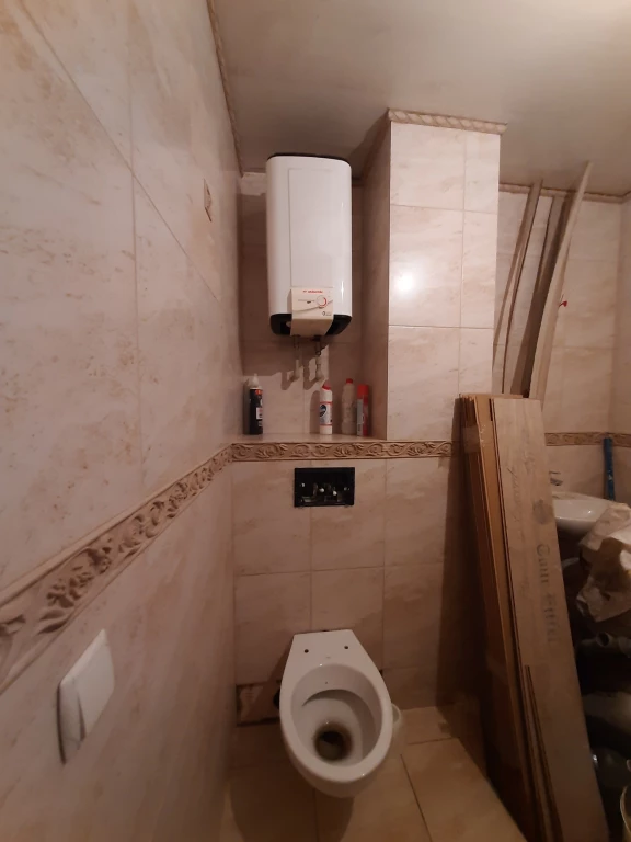 Горловка.Продам или сдам в аренду встроенное помещение ЦГР, р-он пл.По