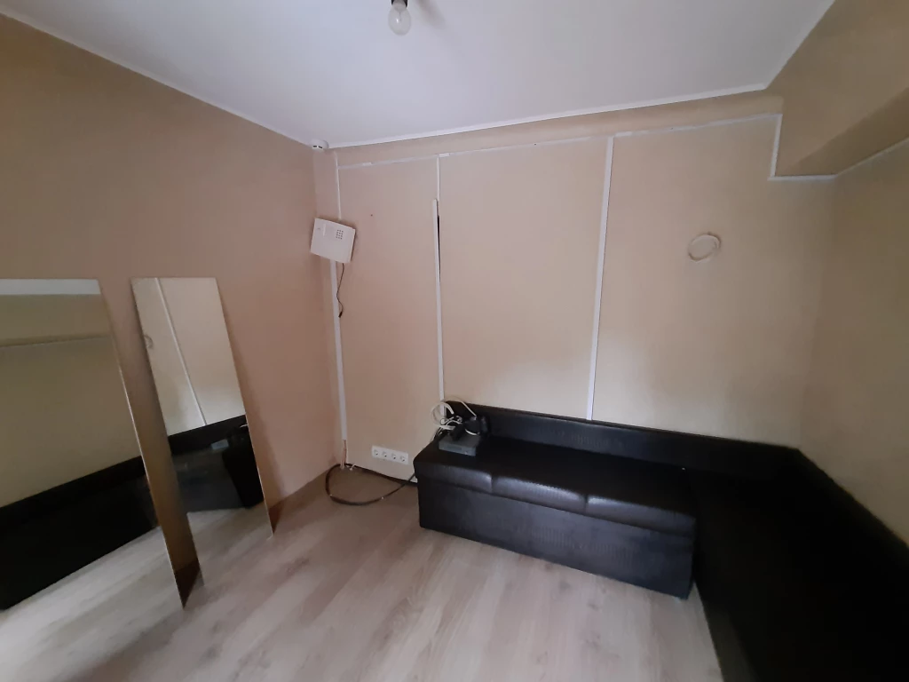 Горловка.Продам или сдам в аренду встроенное помещение ЦГР, р-он пл.По