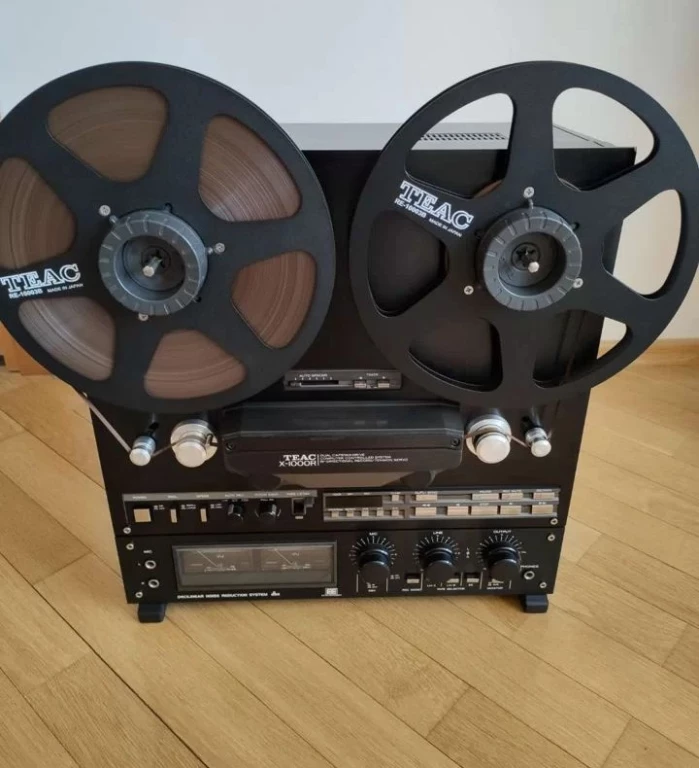 Катушечный магнитофон teac X-1000R