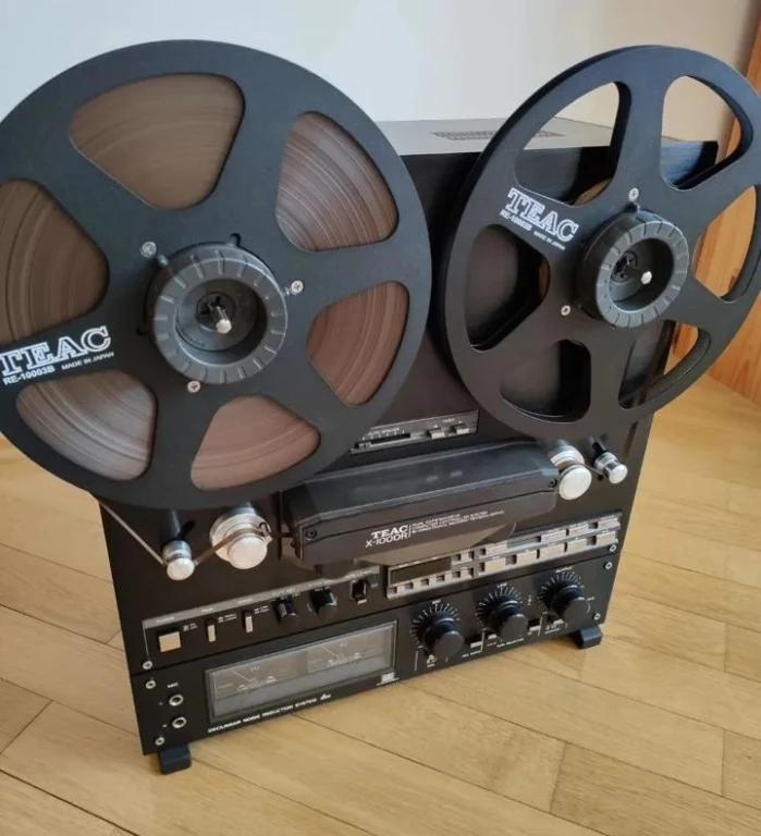 Катушечный магнитофон teac X-1000R