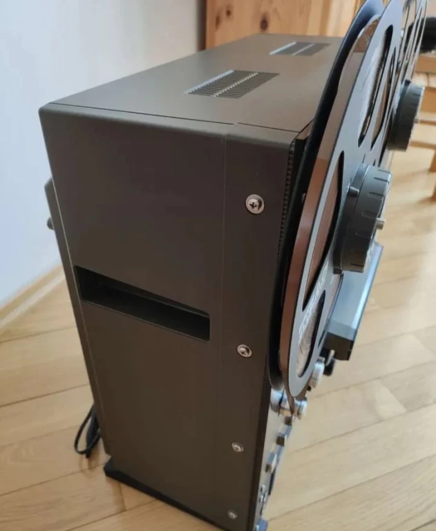 Катушечный магнитофон teac X-1000R