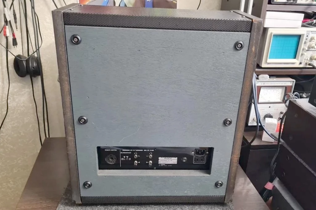 Катушечный магнитофон Sony TC-R6 (ТС-765)
