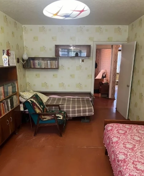 2-х ком. квартира в Буденовском р-не. ул. Антропова