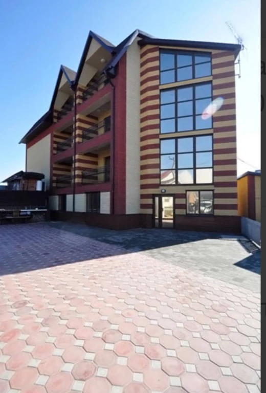 Действующий пансионат 1200м.кв,Мариуполь