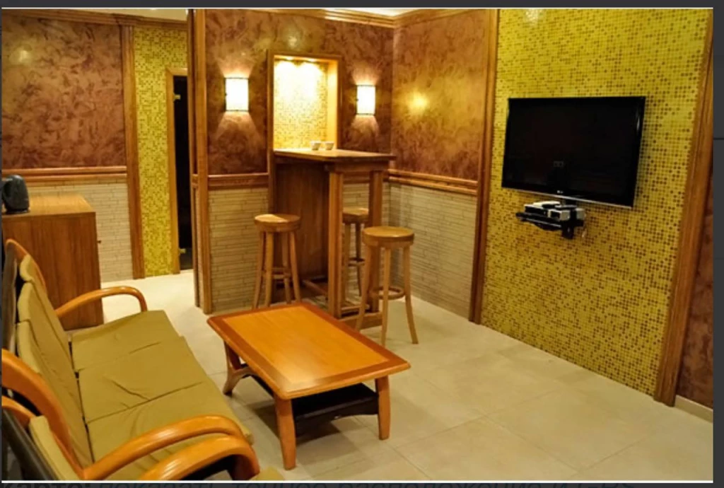 Действующий пансионат 1200м.кв,Мариуполь