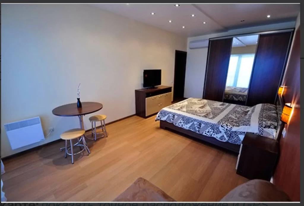 Действующий пансионат 1200м.кв,Мариуполь