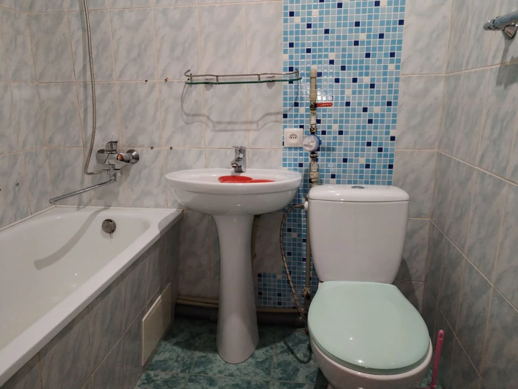 Продам 1 к.кв г.Макеевка, Гвардейка