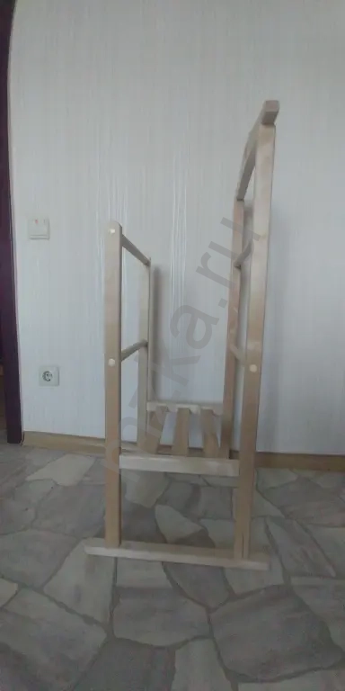Вешалка напольная для одежды деревянная. Качественная
