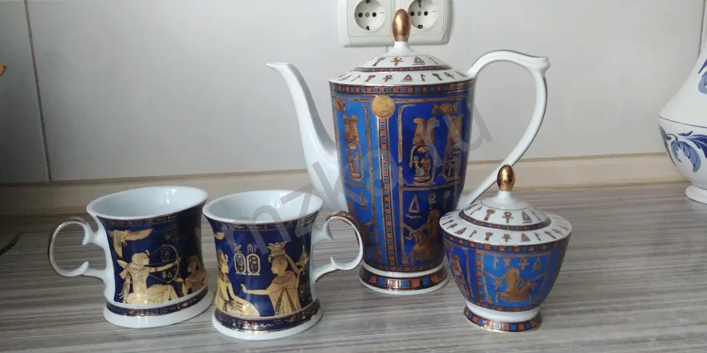 Сервиз чайник, сахарница, чашки большие 2 шт., кобальт с позолотой, Египет.