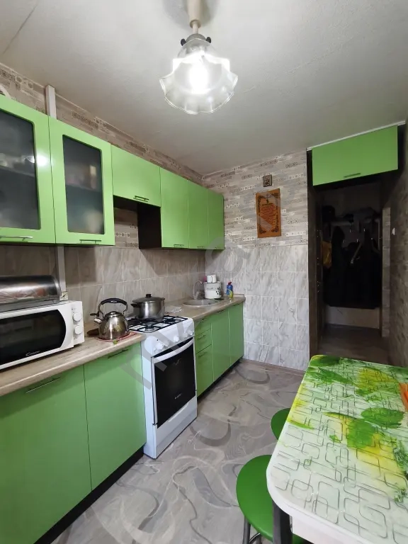 Продам 2х комнатную квартиру Буденновский район Нижнекурганская