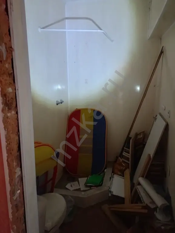 Продаётся в Донецке (ДНР) 3-к квартира, 106 м2, 1/1 эт.