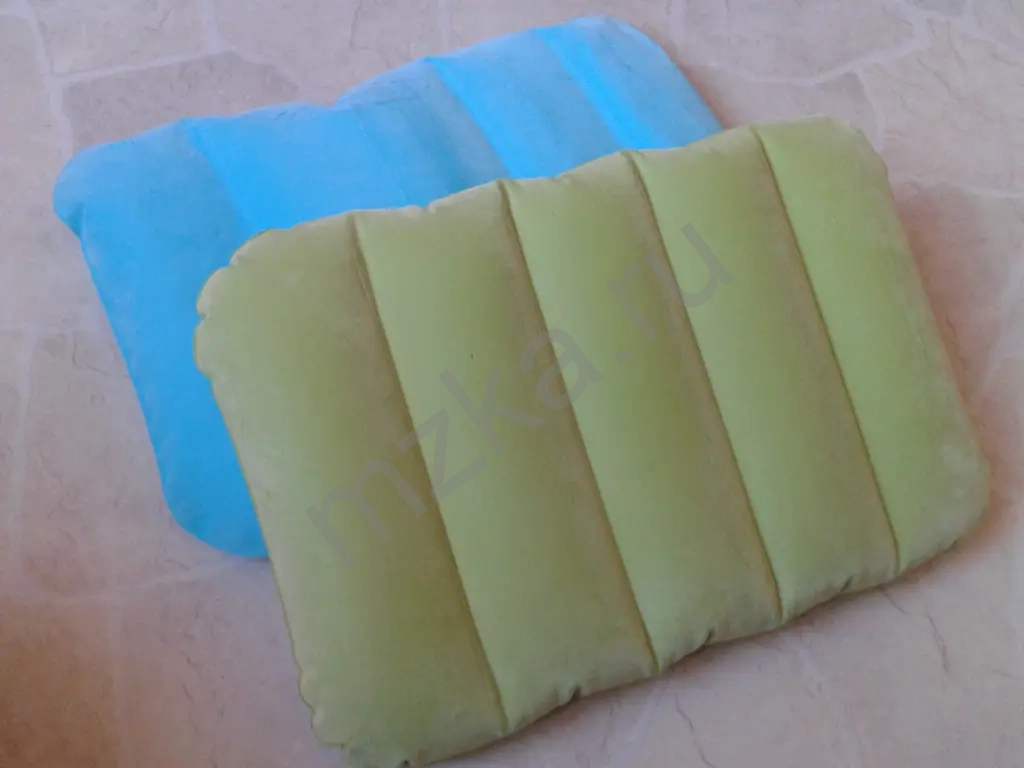 Подушки дорожные, новые