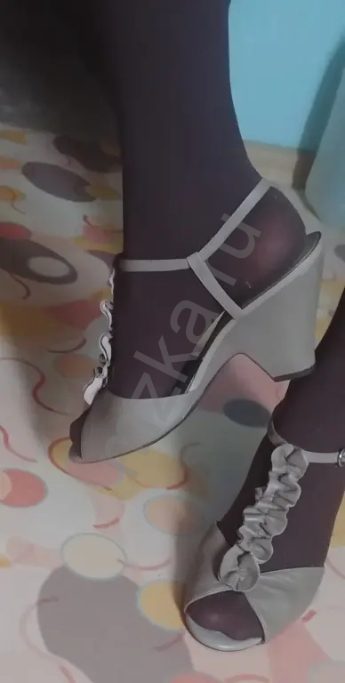 Босоножки Бразилия). Элегантные , стильные, кожа натур.,мягкая, р.39