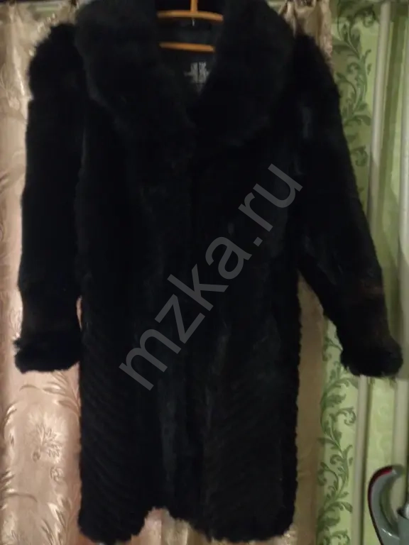 Продам шубу (волк)